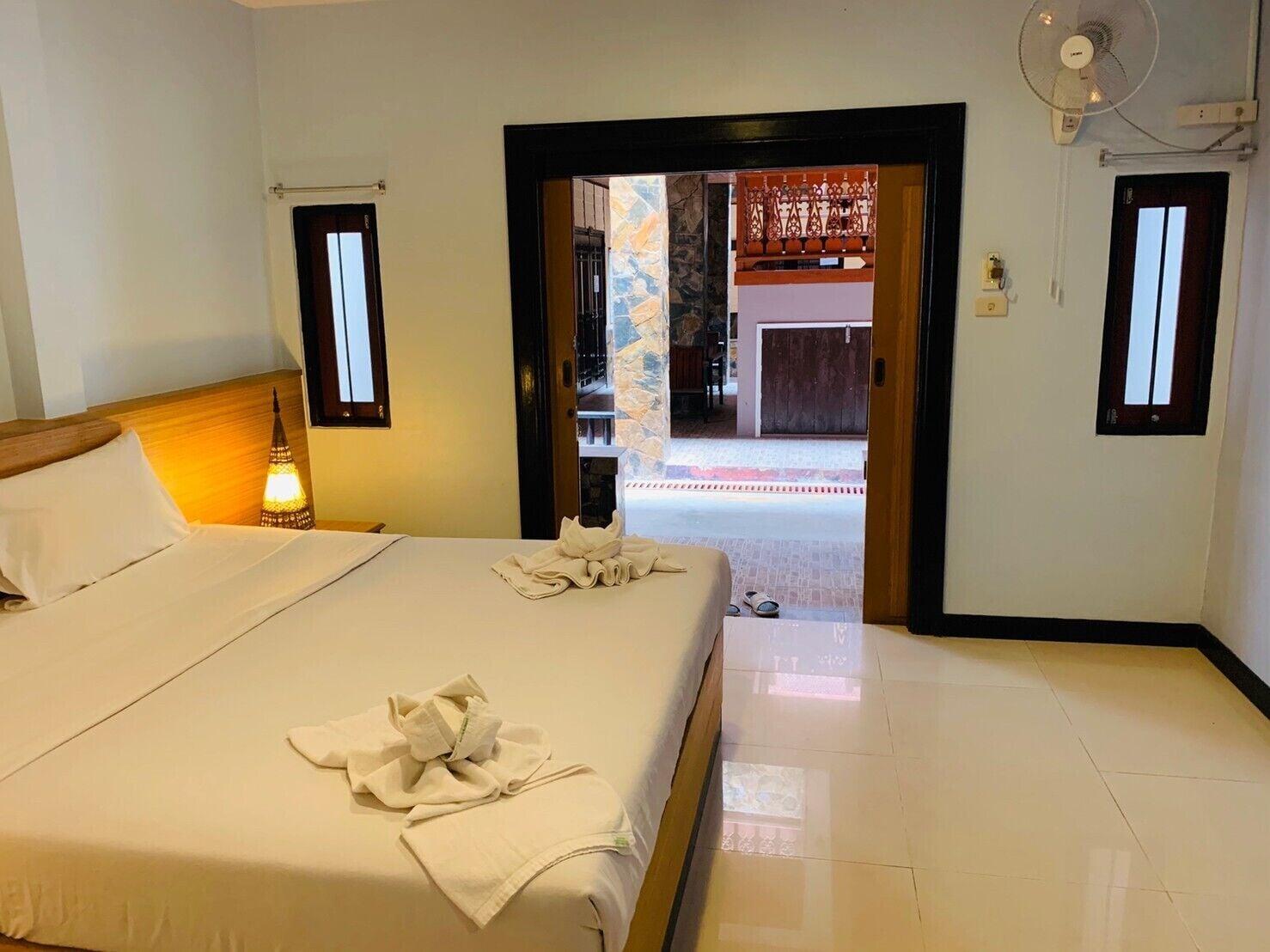 Delight Resort Haad Rin Exterior photo