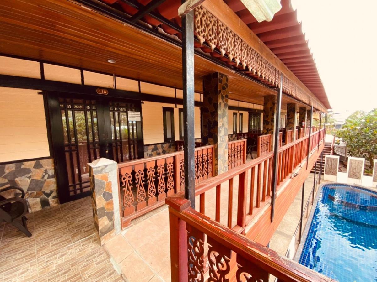 Delight Resort Haad Rin Exterior photo